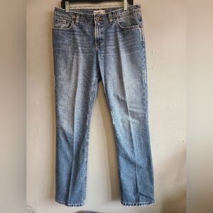 Women's 30" x 31.5" BKE Buckle jeans straight leg medium wash distressed denim